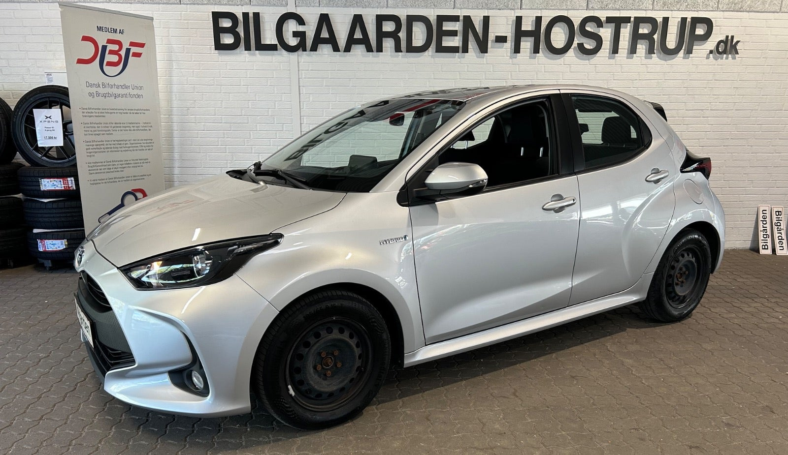 Sølv Toyota Yaris fra 2020