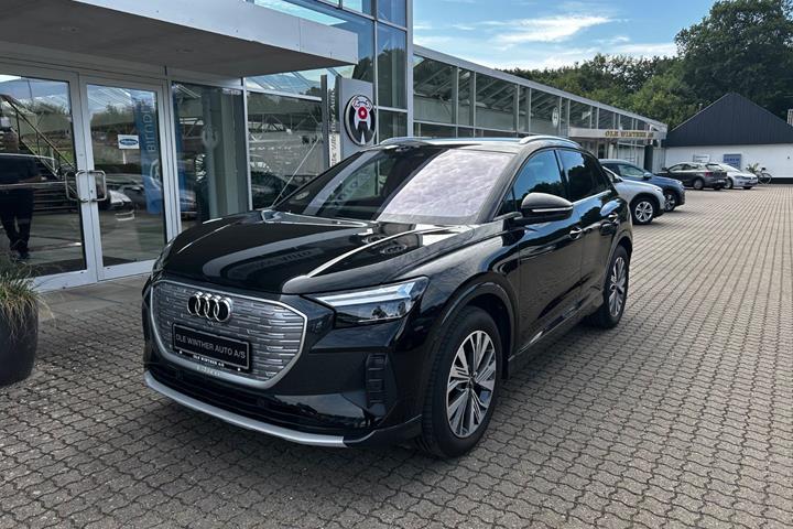 Sort Audi Q4 e-tron fra 2024