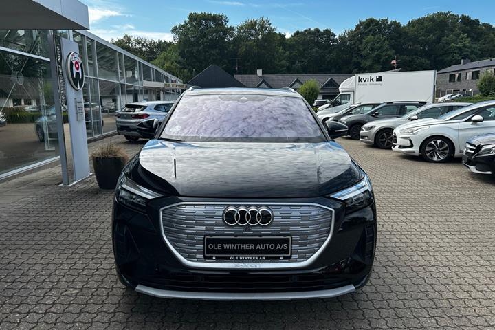 Sort Audi Q4 e-tron fra 2024