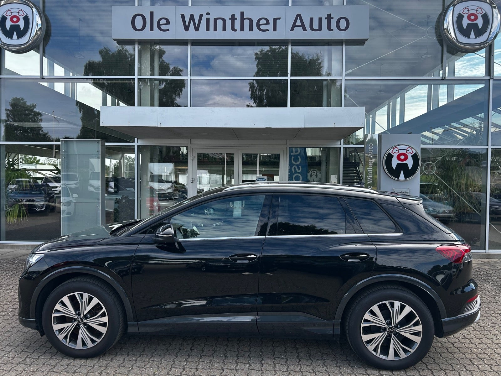 Sort Audi Q4 e-tron fra 2024