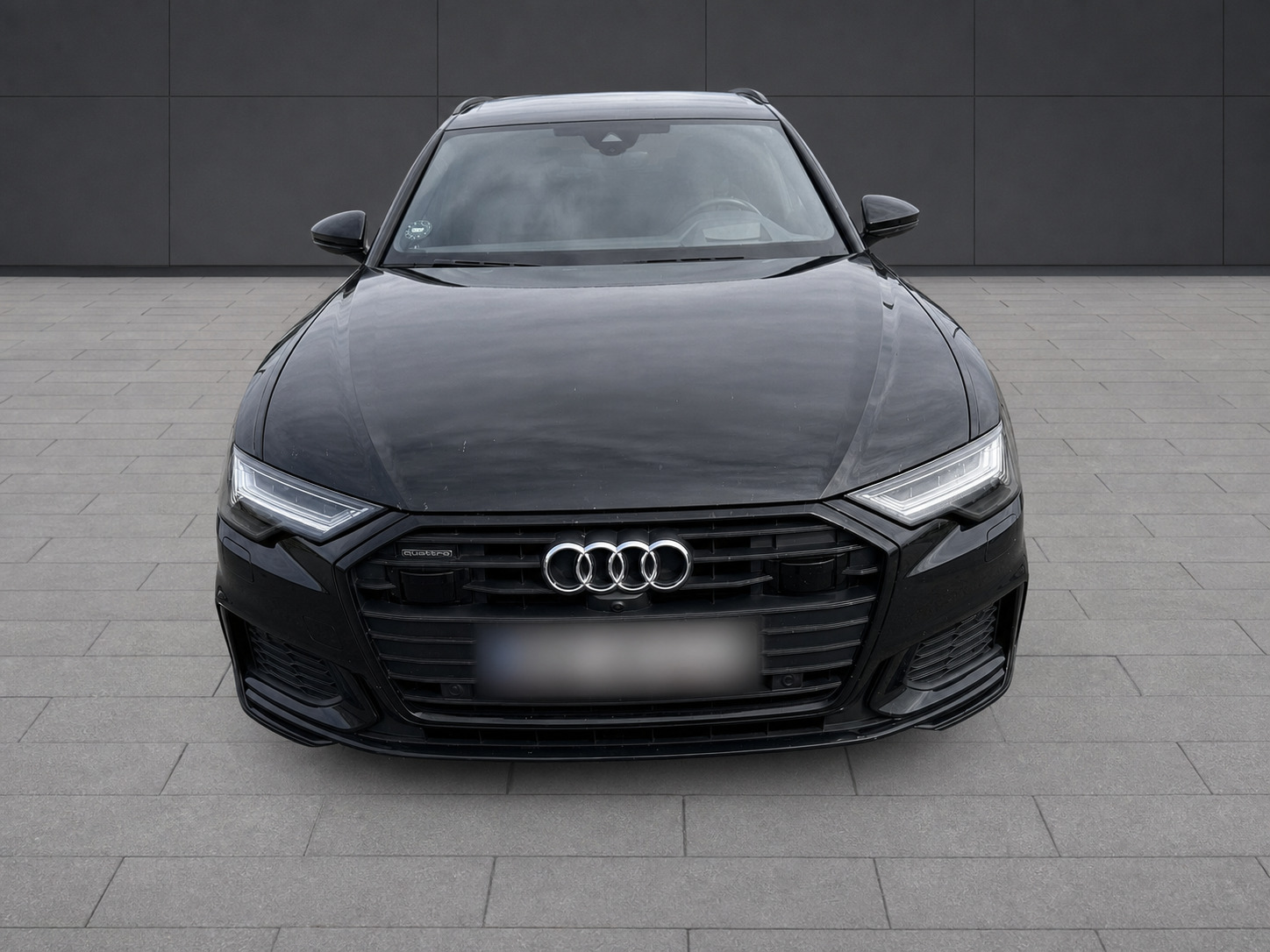 Sort Audi A 6 fra 2020