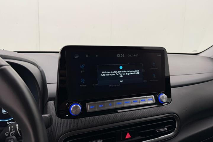 Sølv Hyundai Kona fra 2023