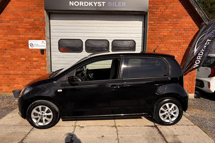 Sort Skoda Citigo fra 2013