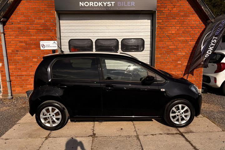 Sort Skoda Citigo fra 2013