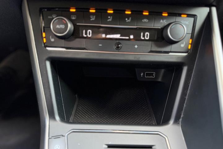 Sort VW Polo fra 2018