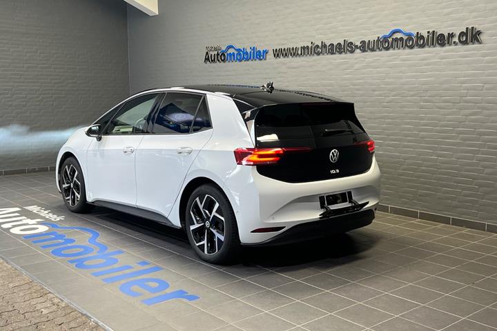 Hvid VW ID.3 fra 2024