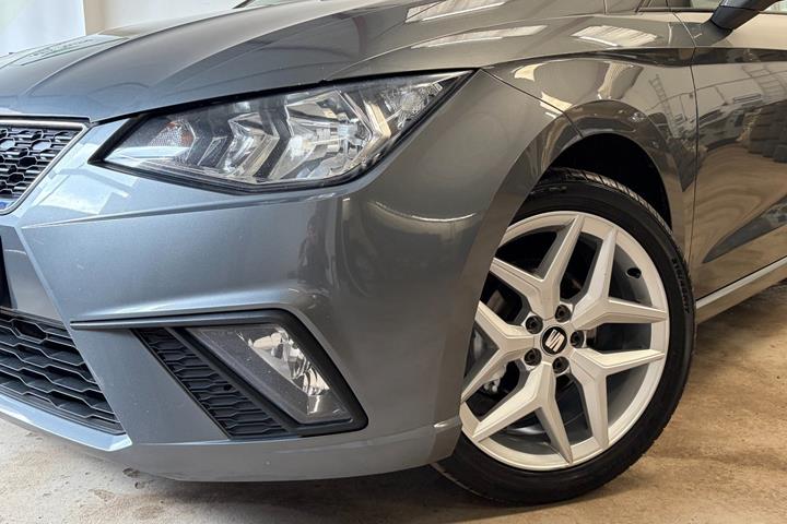Grå Seat Ibiza fra 2018