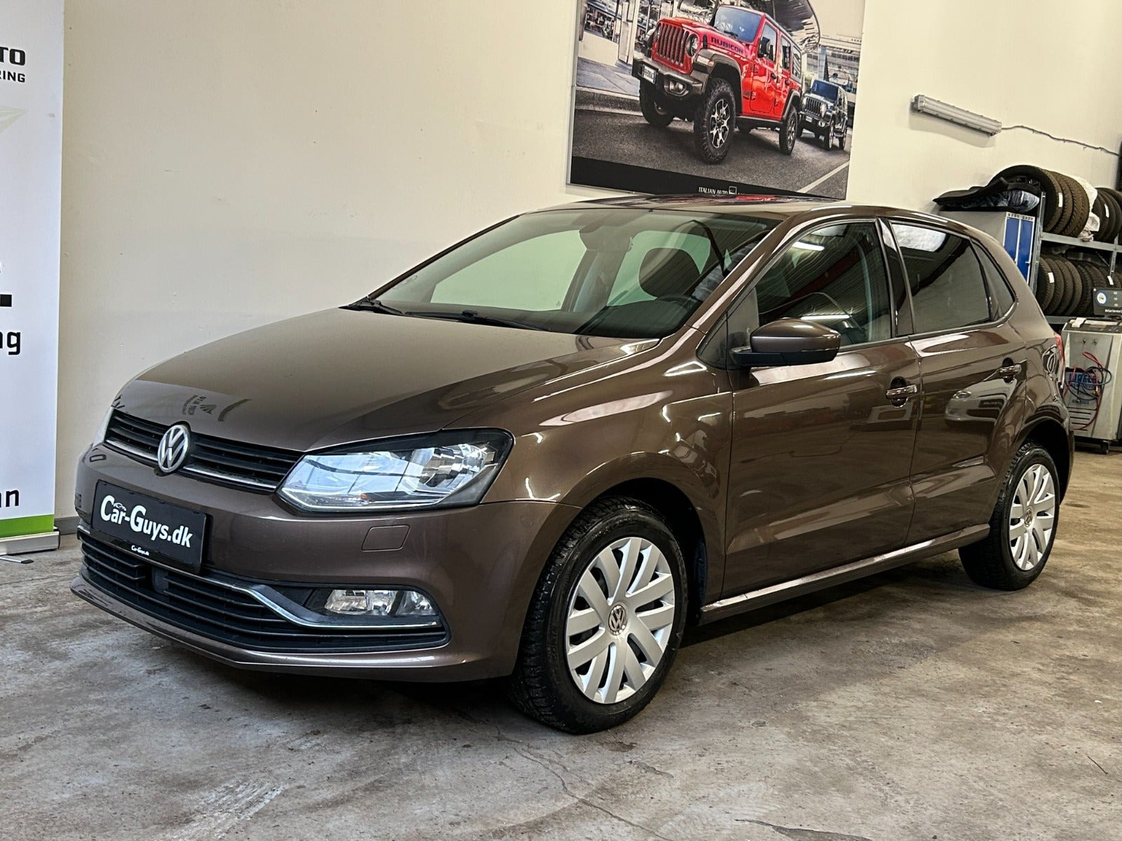 Brun VW Polo fra 2016