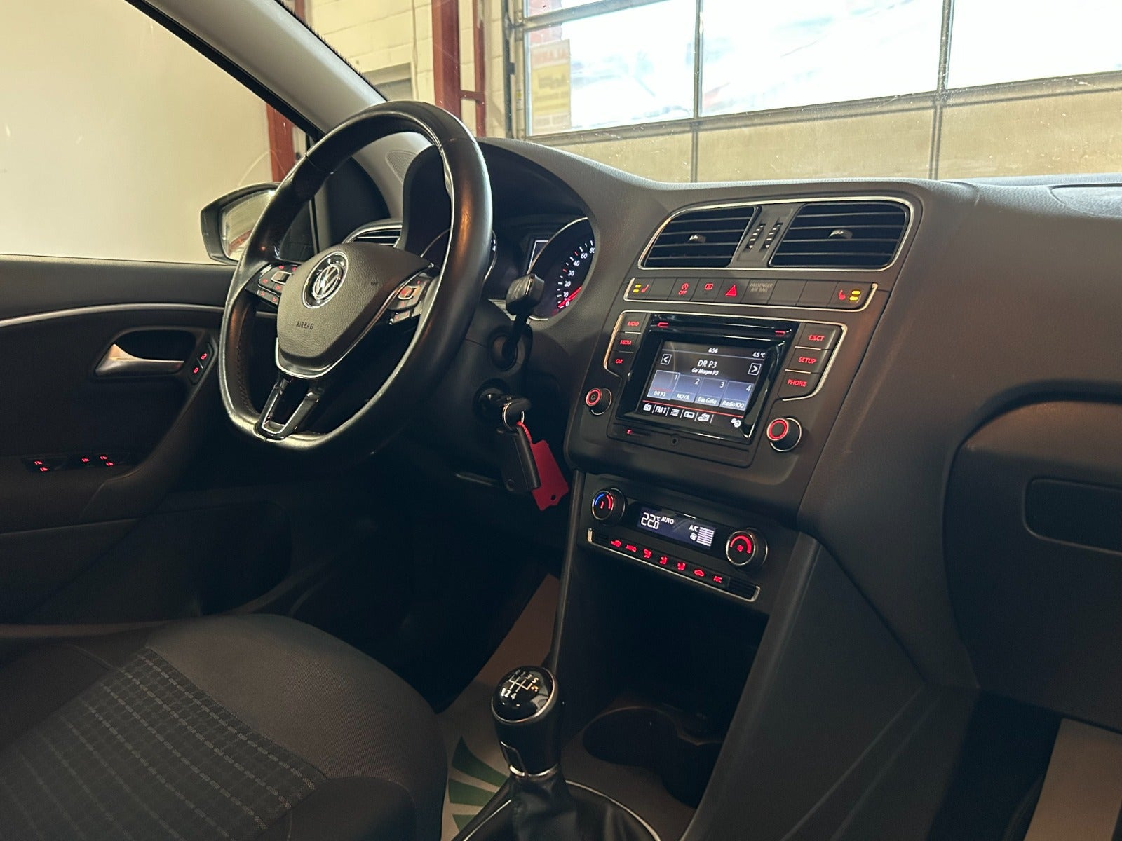 Brun VW Polo fra 2016