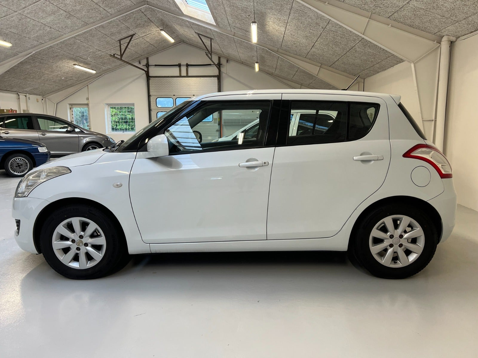 Hvid Suzuki Swift fra 2012