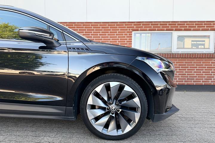Sort Skoda Enyaq fra 2021