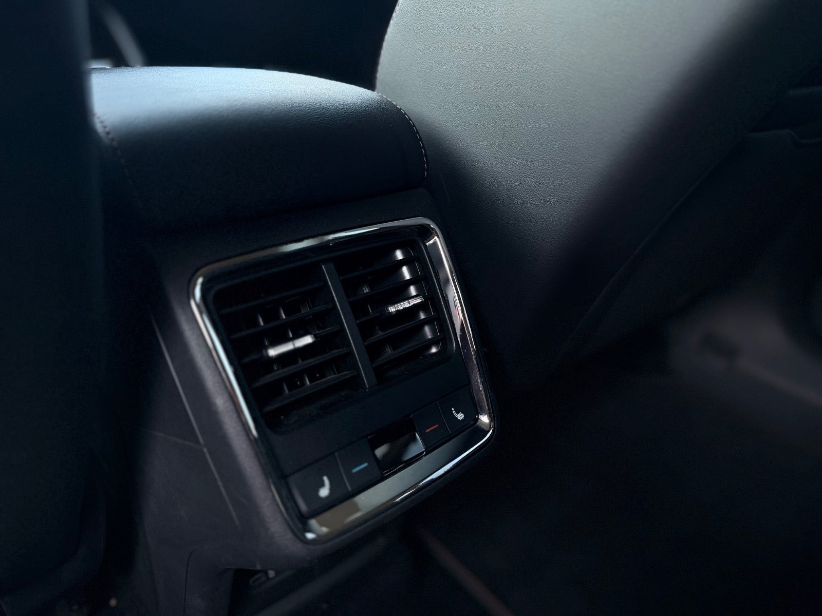 Sort Skoda Enyaq fra 2021