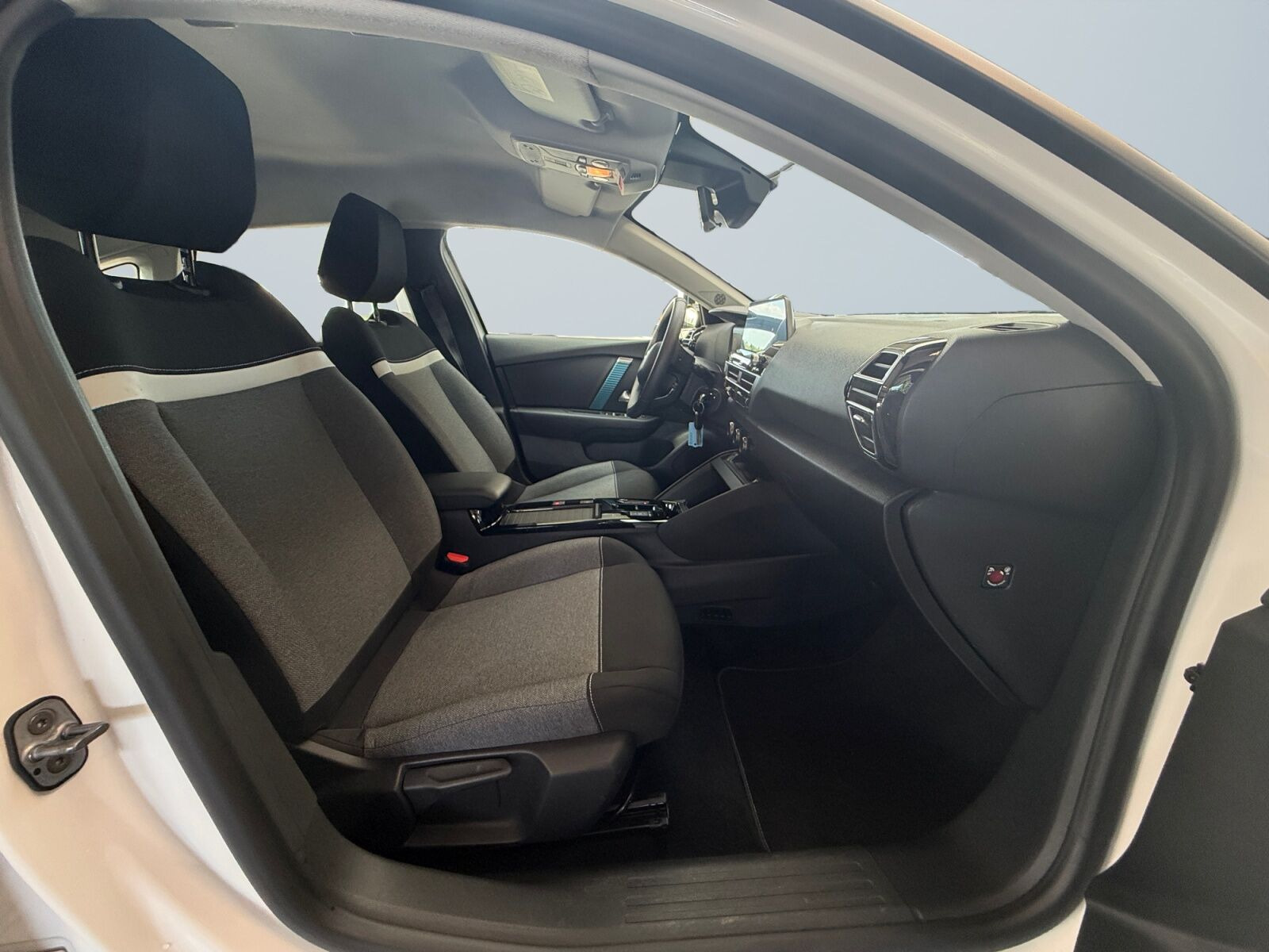 Hvid Citroën ë-C4 fra 2022
