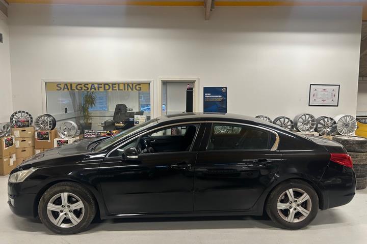 Sort Peugeot 508 fra 2011