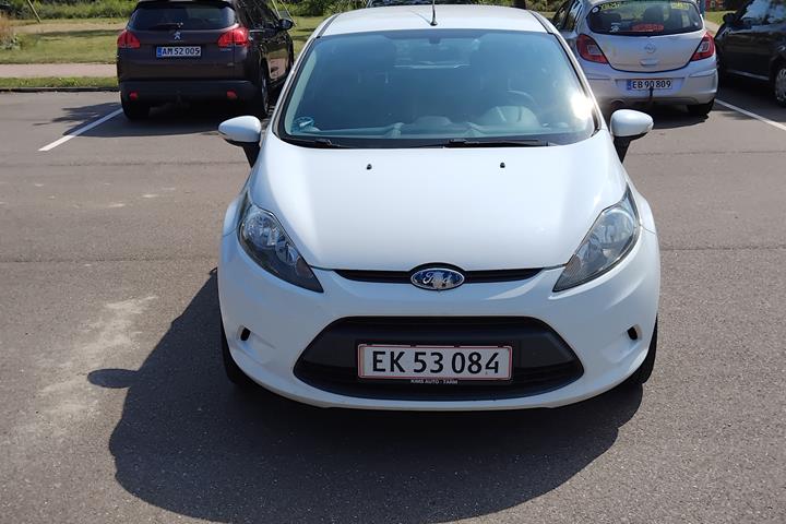 Hvid Ford Fiesta fra 2009