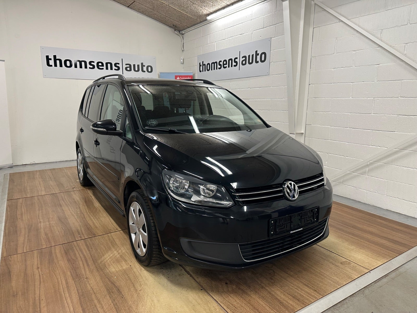 Sort VW Touran fra 2014