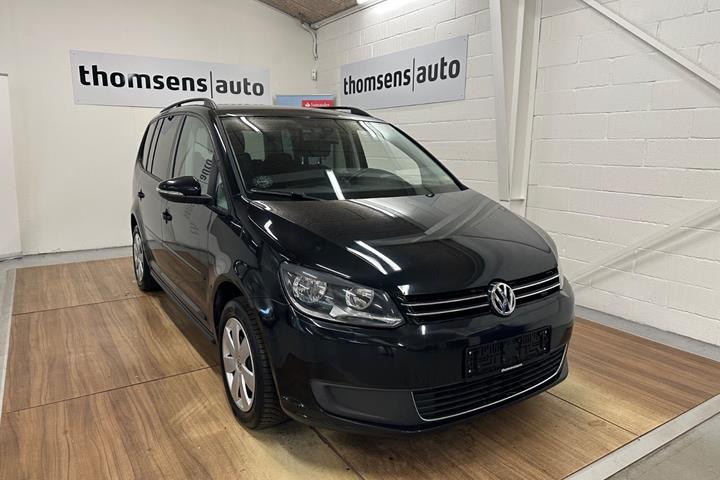 Sort VW Touran fra 2014