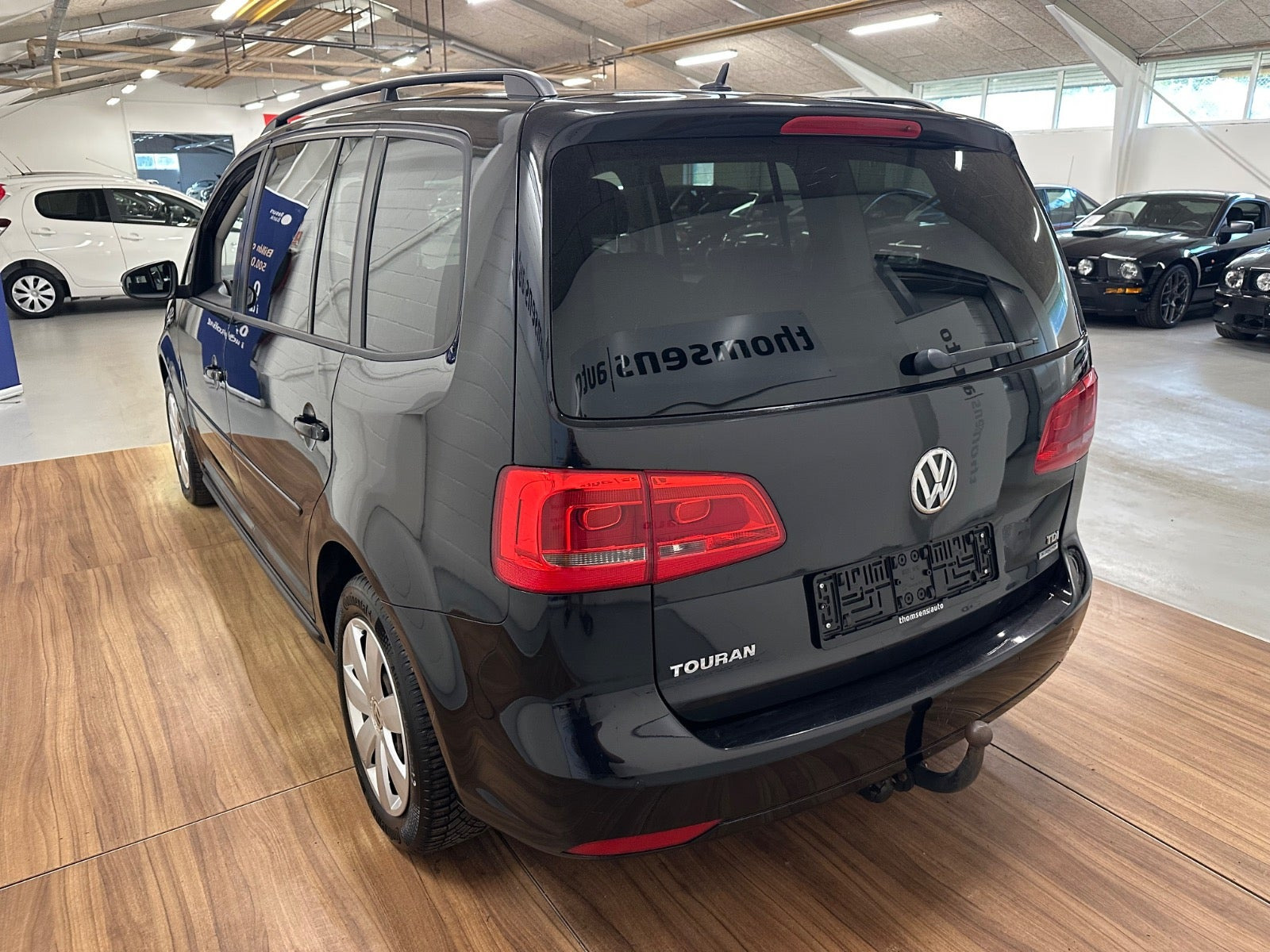 Sort VW Touran fra 2014