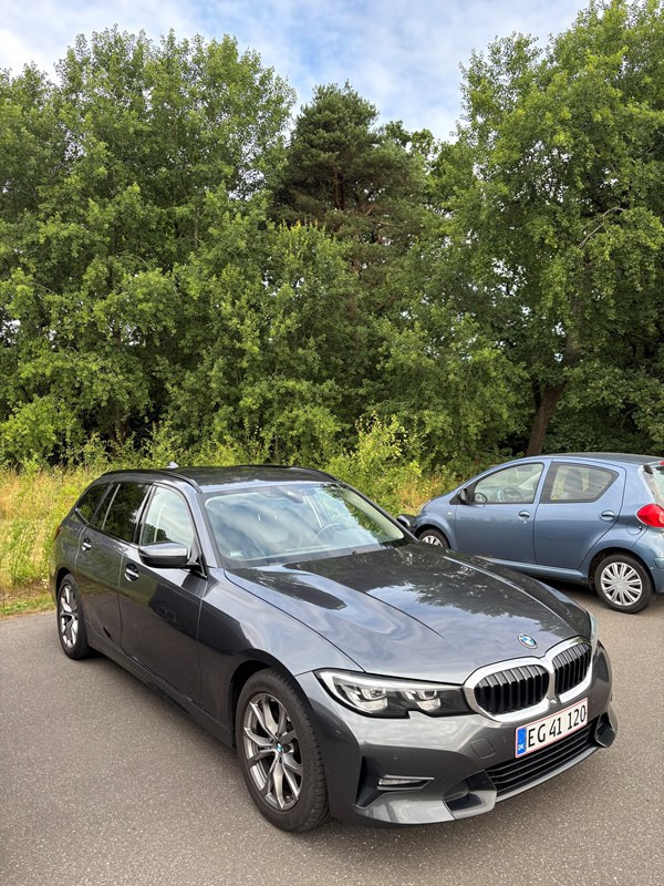 BMW 320d 320d Touring Steptronic Sport Line