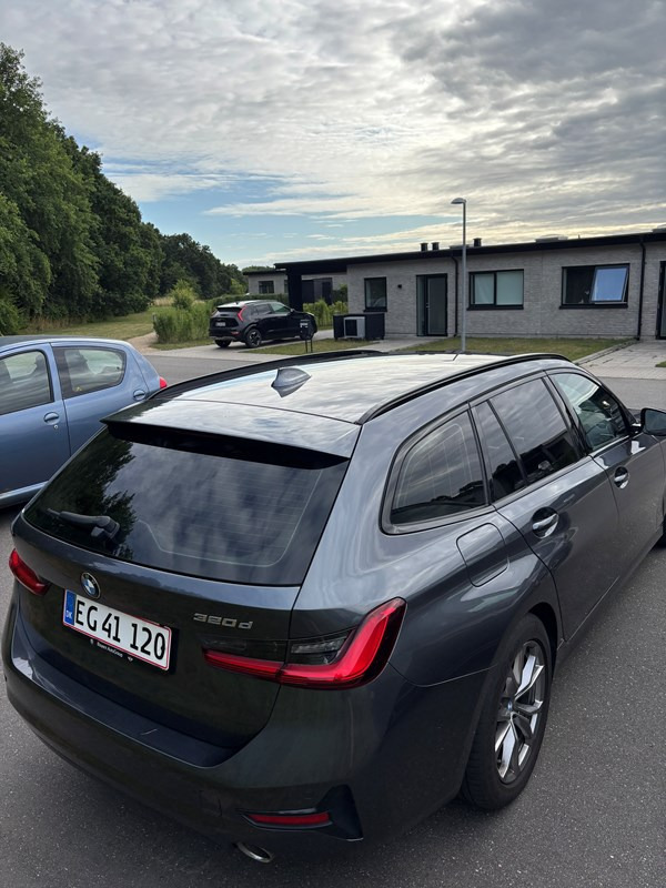 undefined BMW 320d fra 2020