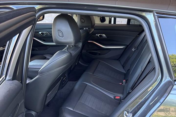 undefined BMW 320d fra 2020