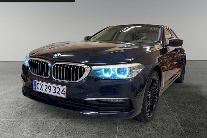 Blå BMW 520d fra 2020