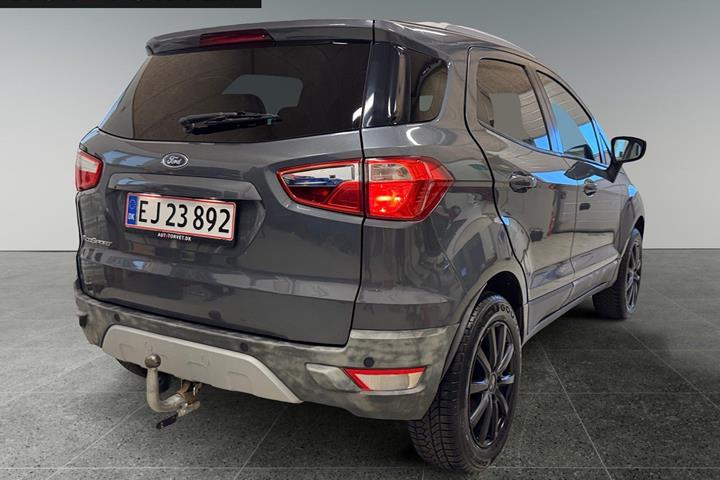 Grå Ford EcoSport fra 2016