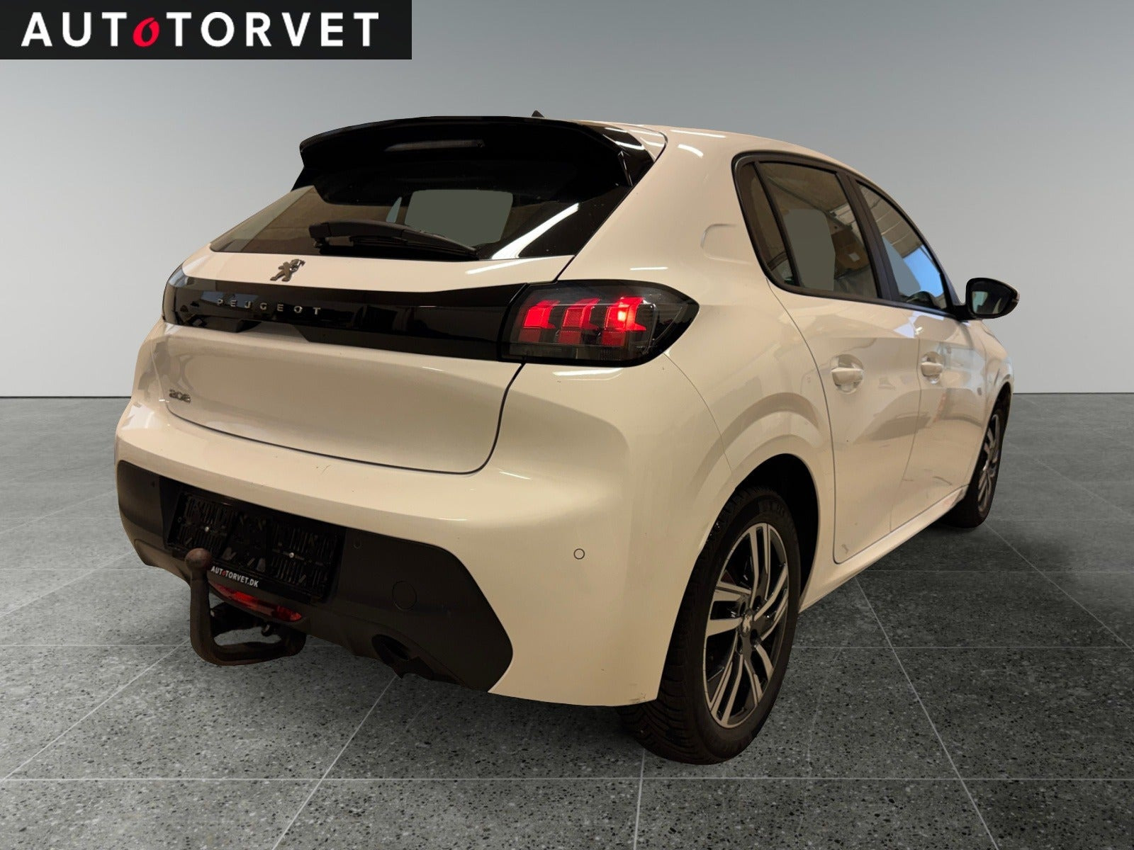 Hvid Peugeot 208 fra 2020