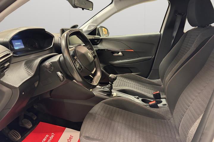 Hvid Peugeot 208 fra 2020