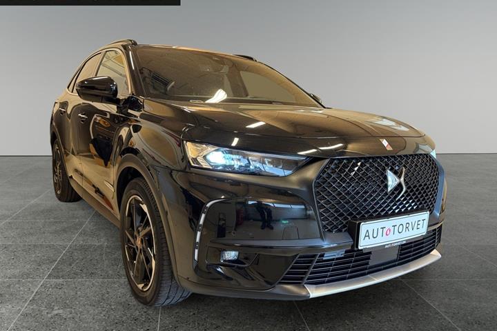 Sort DS DS 7 CrossBack fra 2021 set udefra
