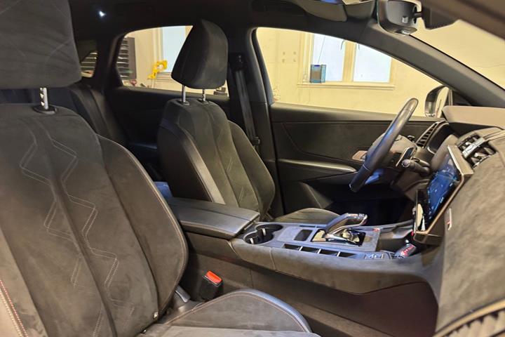 Sort DS DS 7 CrossBack fra 2021