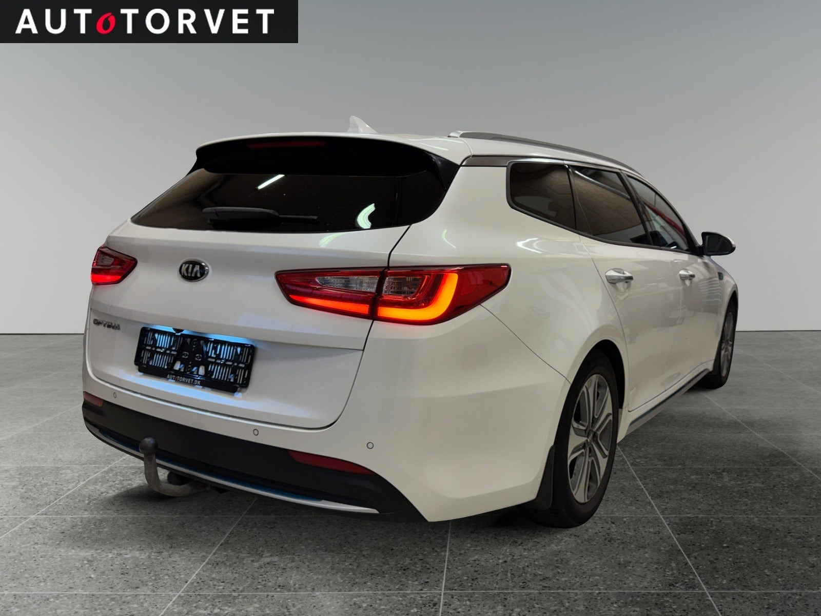 Hvid Kia Optima fra 2017