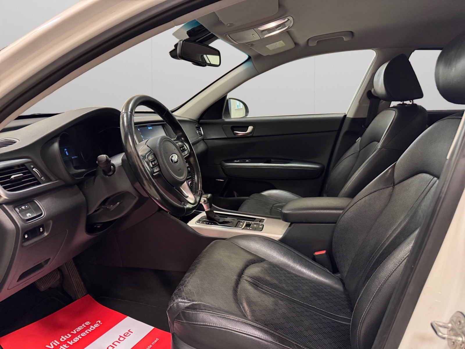 Hvid Kia Optima fra 2017