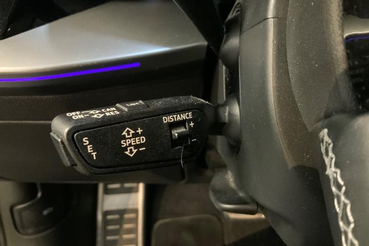 Blå Audi A3 fra 2021