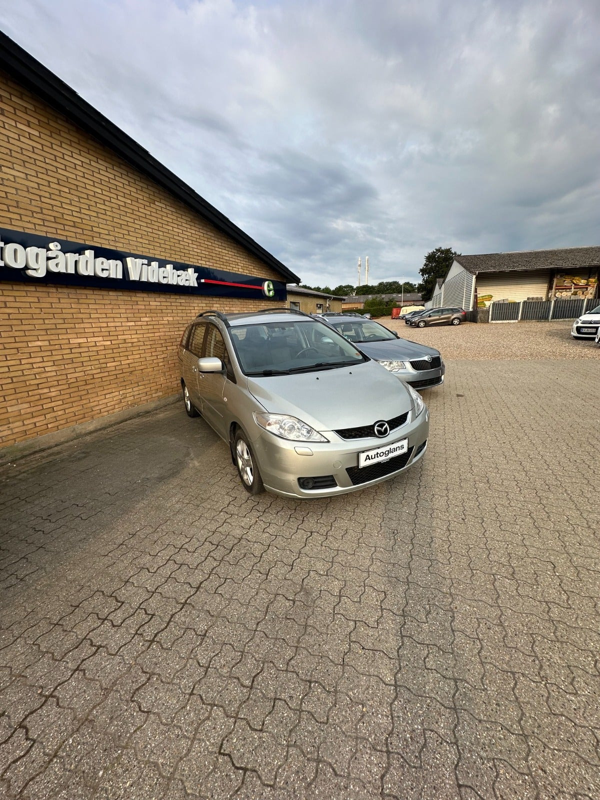 Sølv Mazda 5 fra 2008