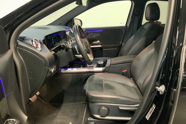 Sort Mercedes GLA250 e fra 2022