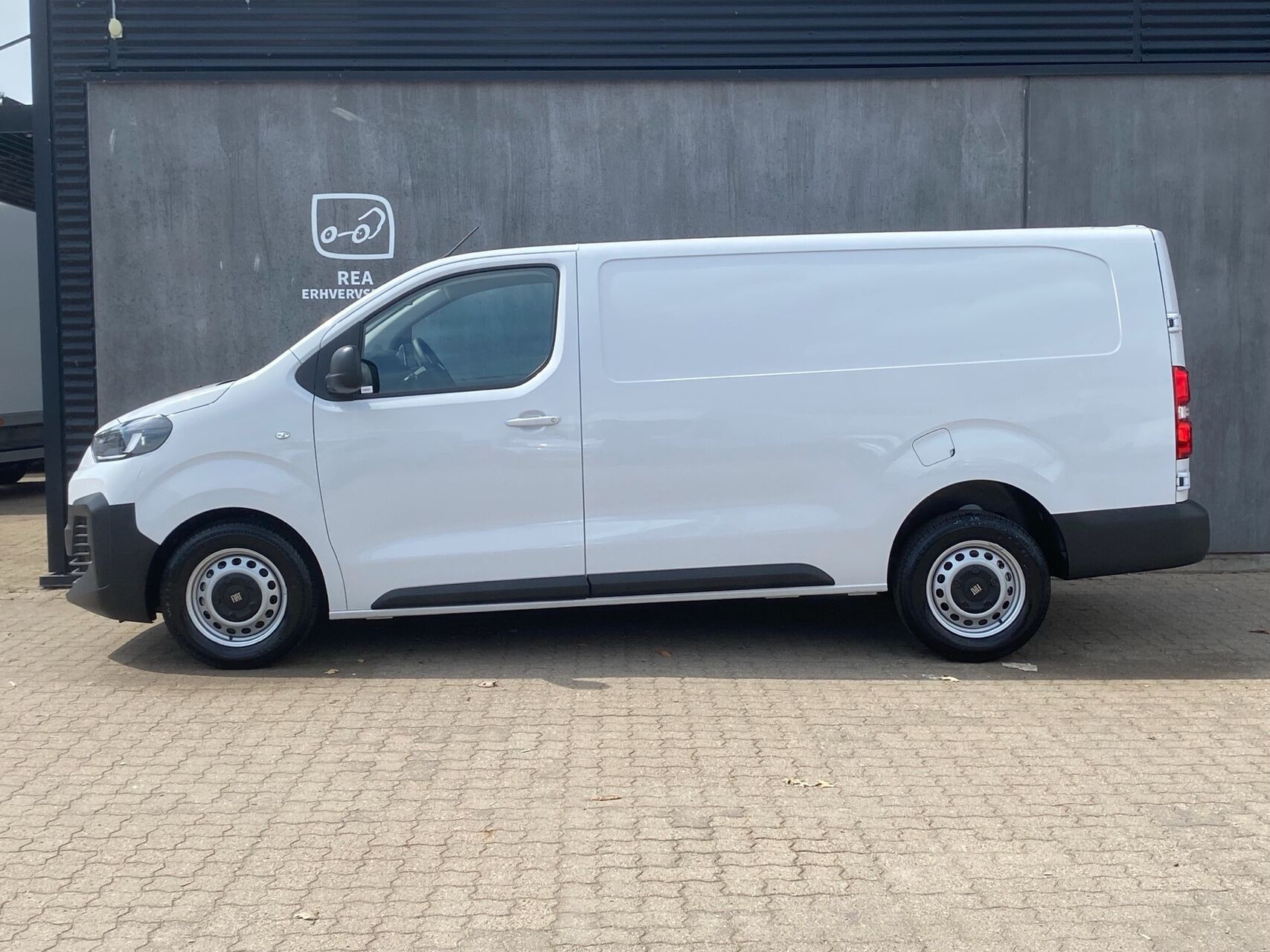 Hvid Fiat Scudo fra 2026