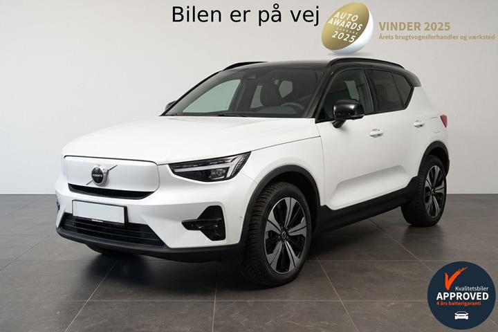 Hvid Volvo XC40 fra 2023