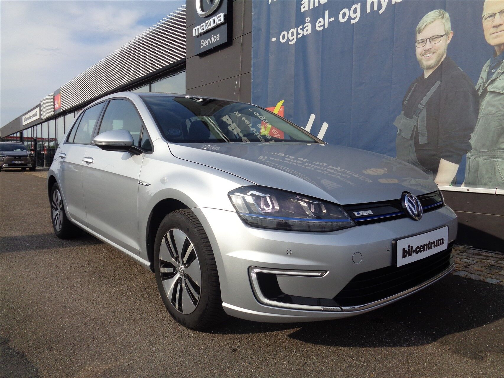 Sølv VW Golf fra 2015