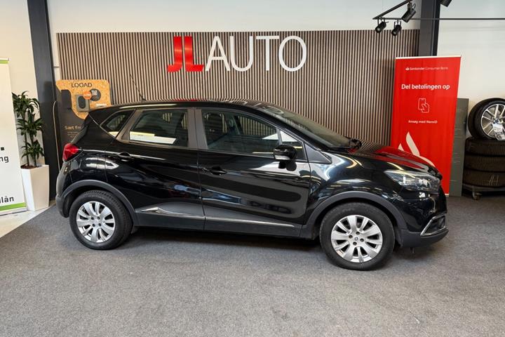 Sort Renault Captur fra 2015