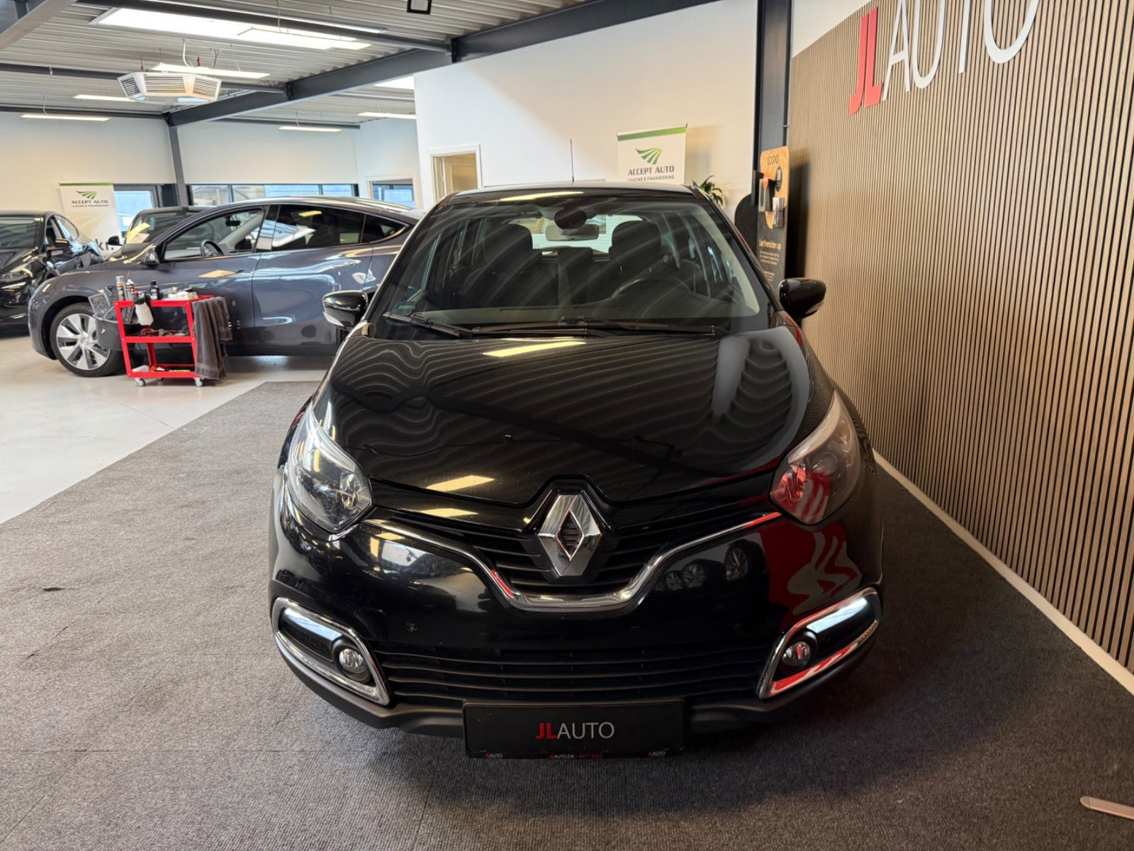 Sort Renault Captur fra 2015