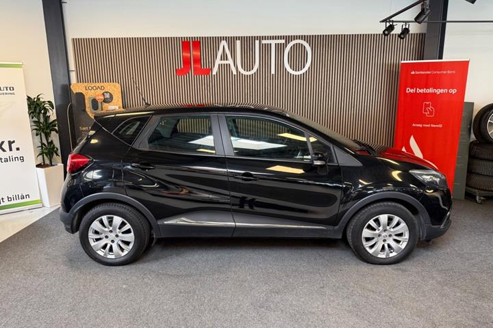 Sort Renault Captur fra 2015
