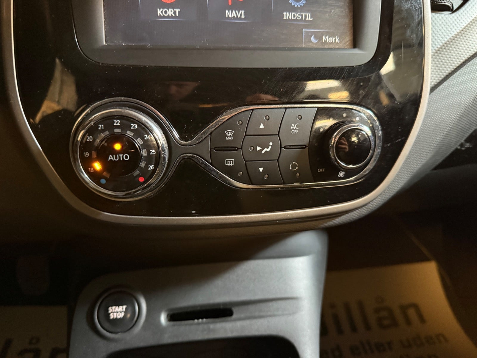 Sort Renault Captur fra 2015