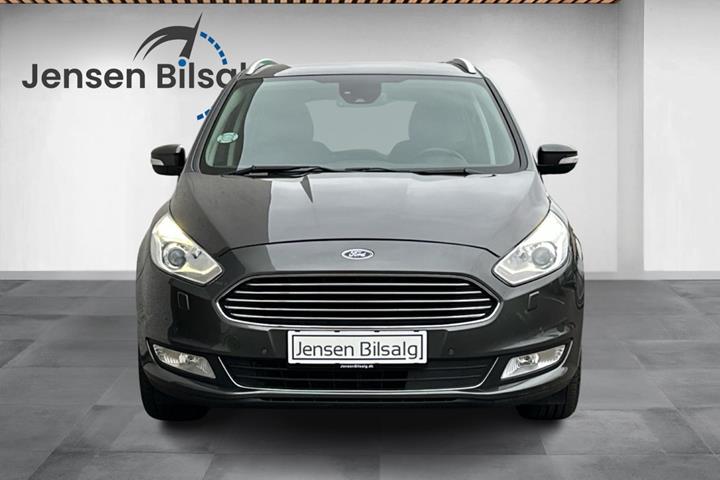Grå Ford Galaxy fra 2019