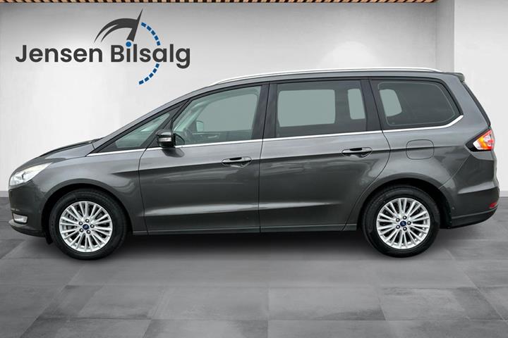 Grå Ford Galaxy fra 2019