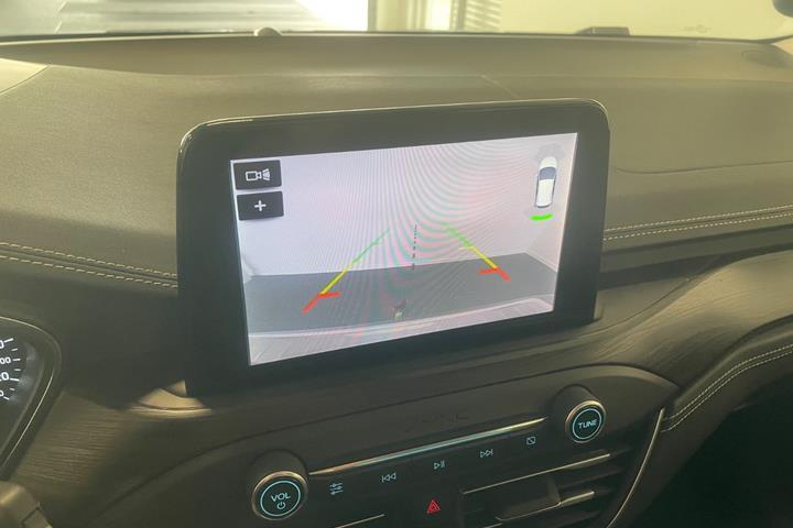 Grå Ford Focus fra 2019