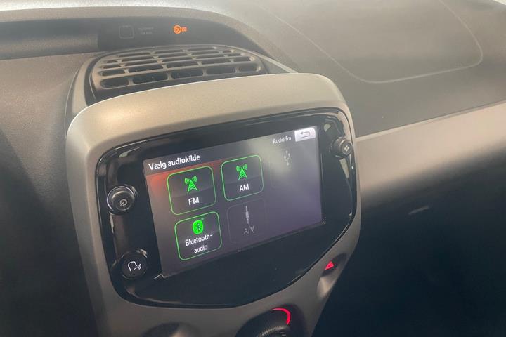 Grå Toyota Aygo fra 2020