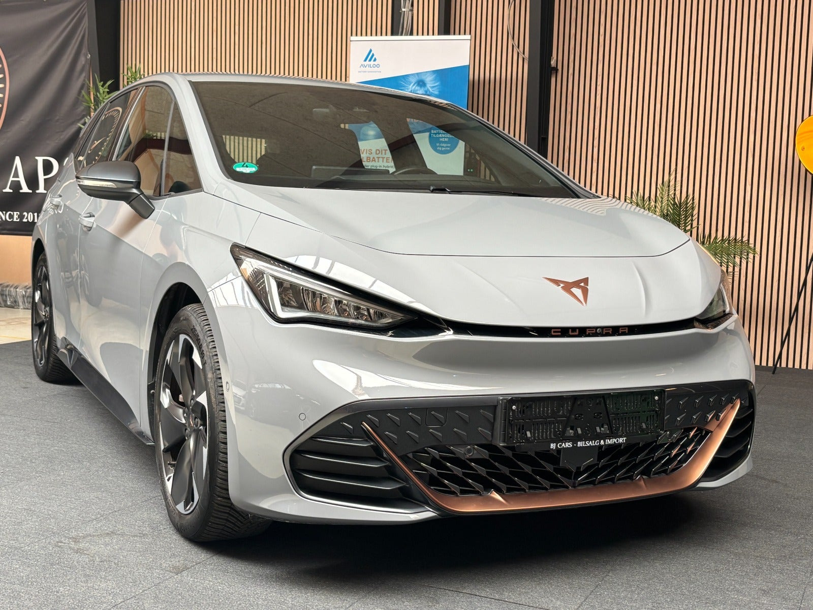 Grå Cupra Born fra 2024