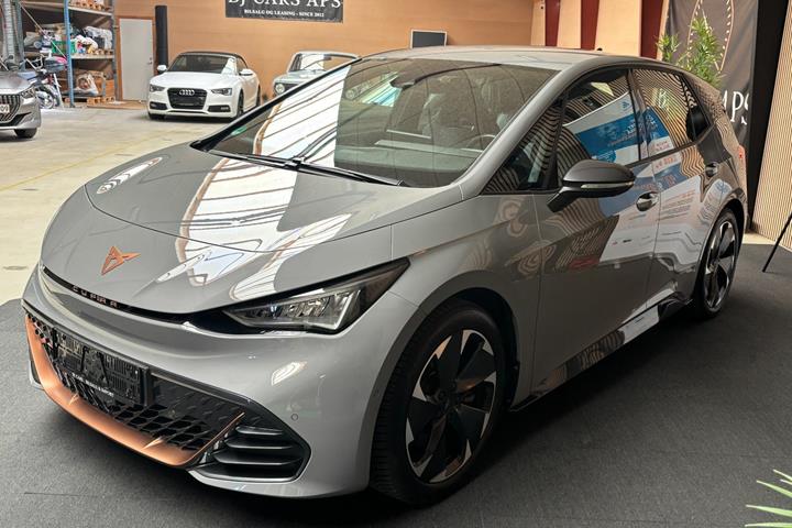 Grå Cupra Born fra 2024