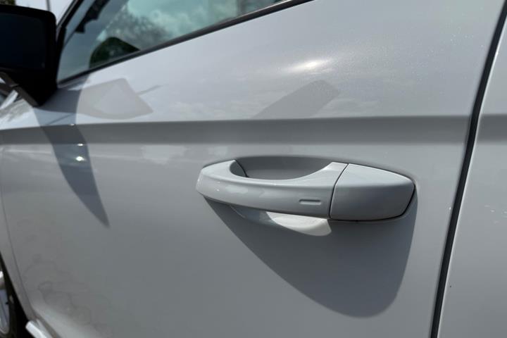 Hvid Seat Ibiza fra 2019